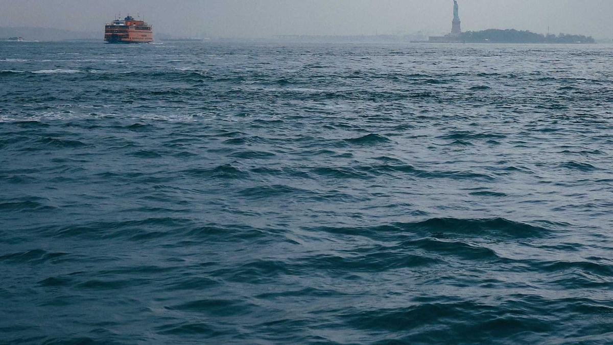 Detailansicht: Lazarettschiff Nach Grönland