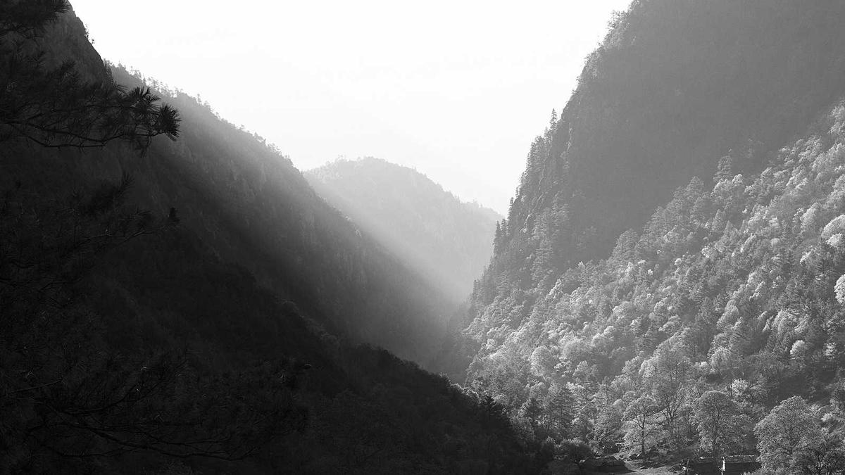 Symbolbild zum Thema Ind VS Eng