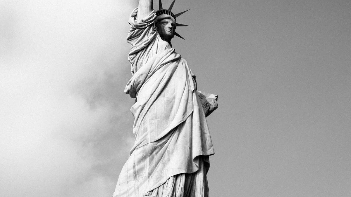 Symbolbild zum Thema Terrasse Reinigen