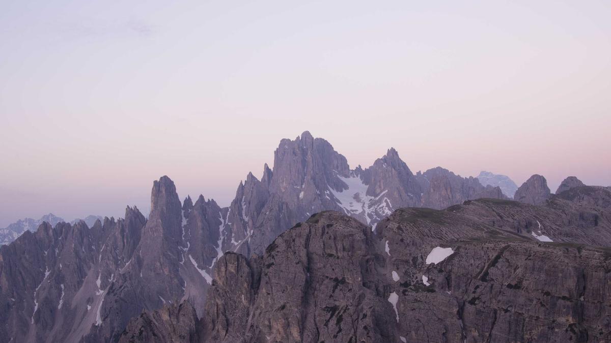 Detailansicht: Gehäkelte Kleidung